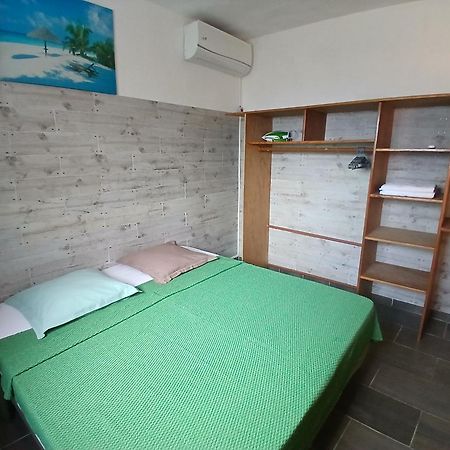 Urban-Oasis Apartment Sainte-Anne  Luaran gambar