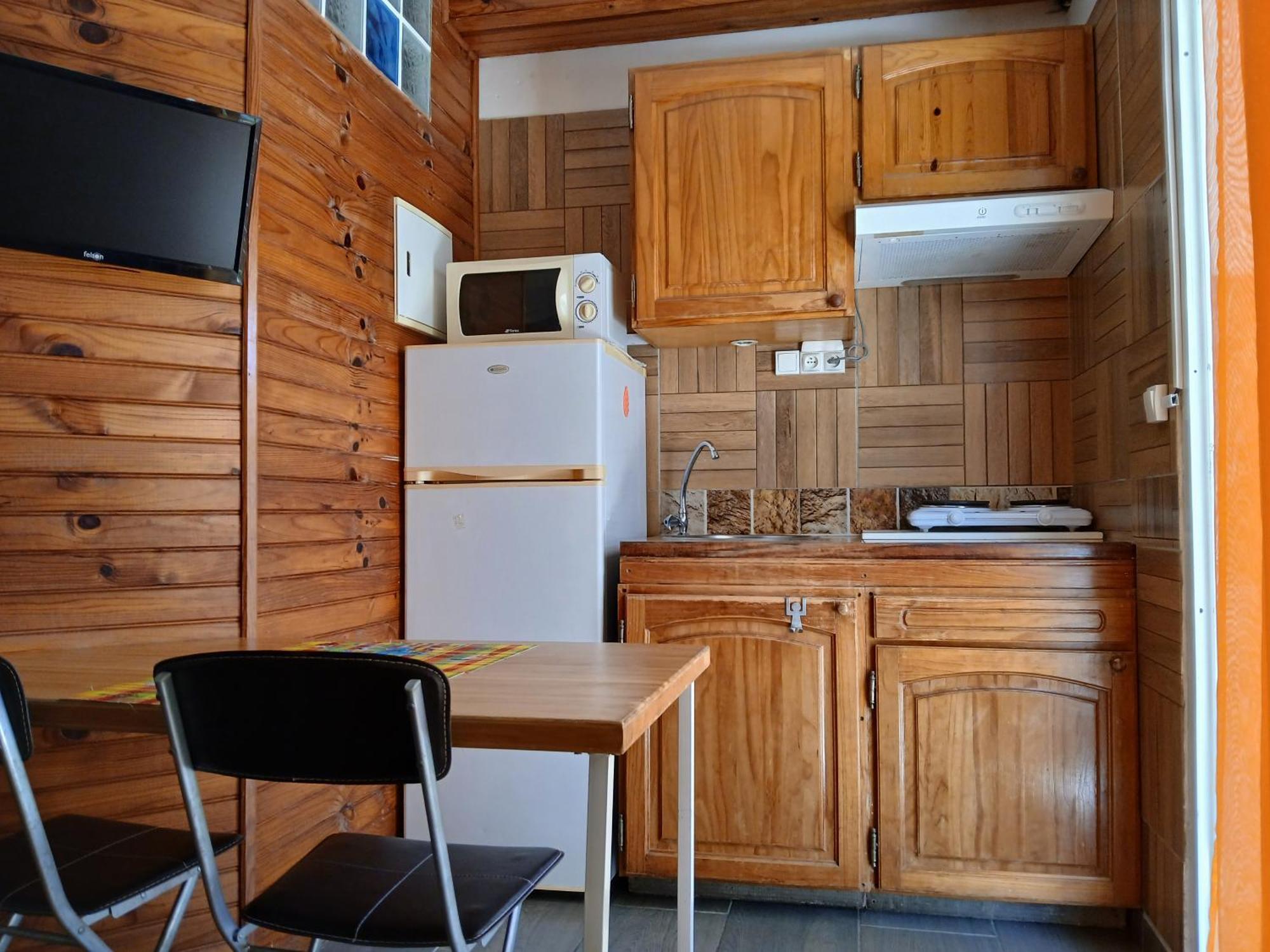Urban-Oasis Apartment Sainte-Anne  Luaran gambar