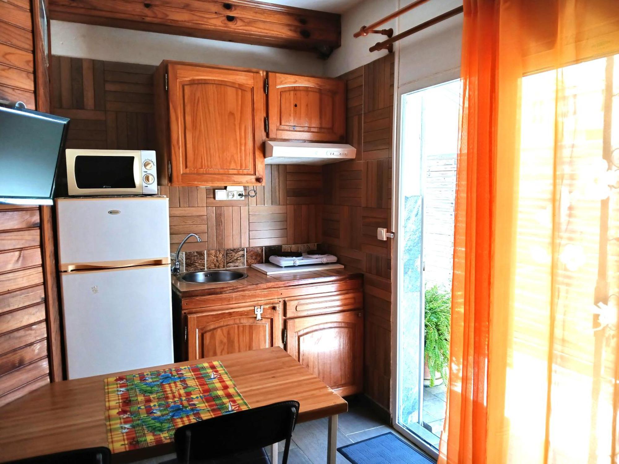 Urban-Oasis Apartment Sainte-Anne  Luaran gambar